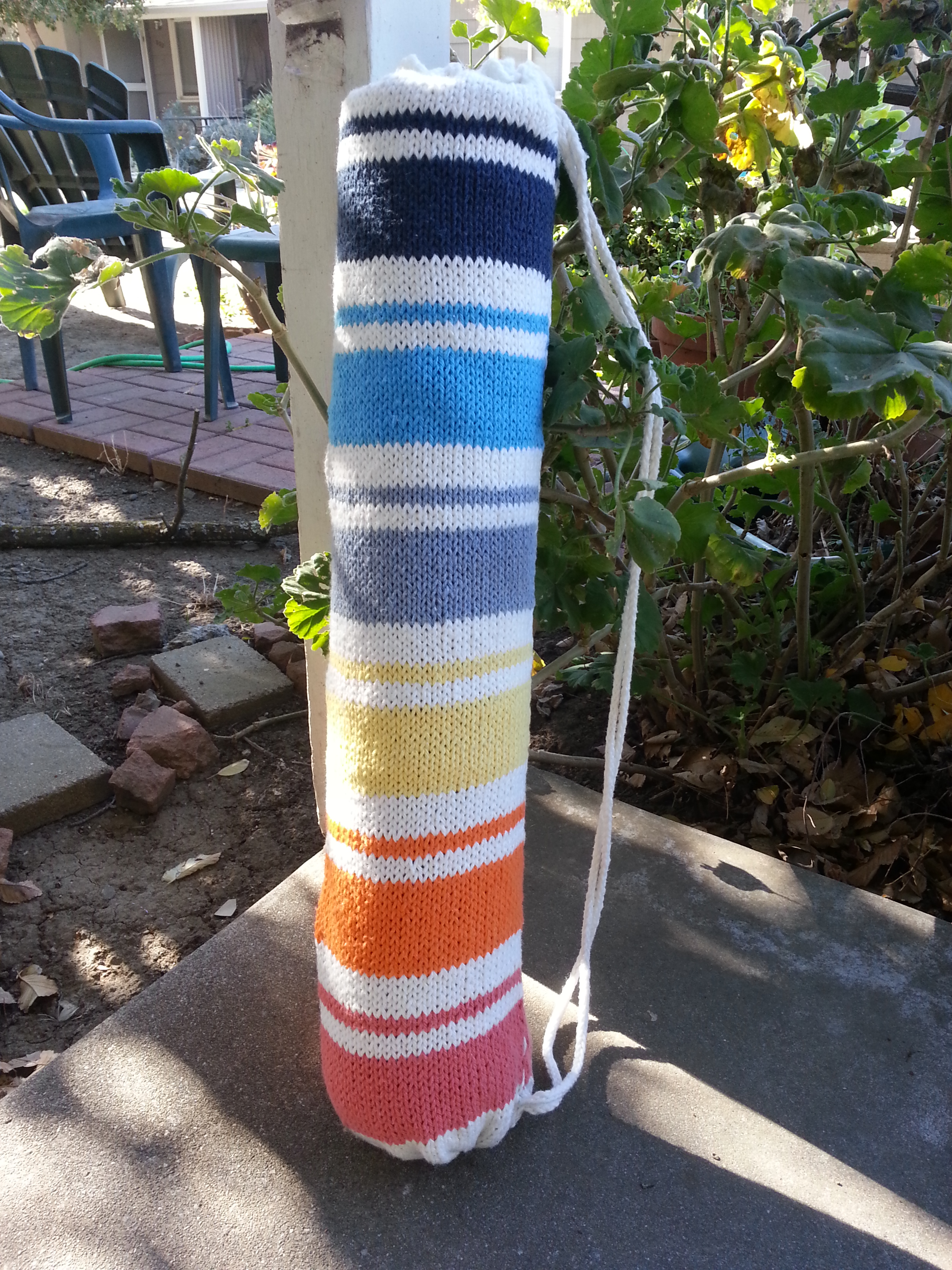 Sunrise: a yoga mat bag knitting pattern